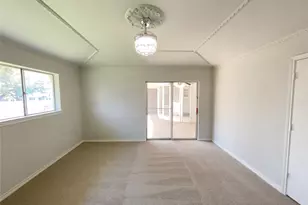 2800 N Surrey Dr, Carrollton, TX 75006 - Photo 9