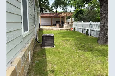 701 Olive Street, Cleburne, TX 76031 - Photo 27