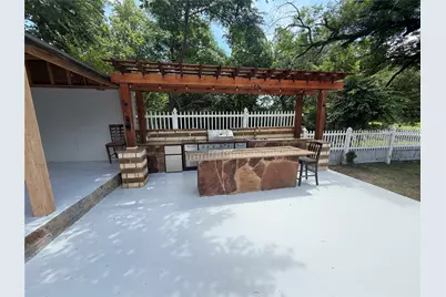 701 Olive Street, Cleburne, TX 76031 - Photo 31