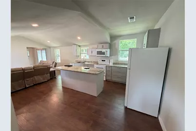 701 Olive Street, Cleburne, TX 76031 - Photo 5