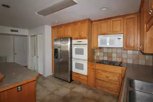 3102 Abbey Rd, Carrollton, TX 75007 - Photo 9