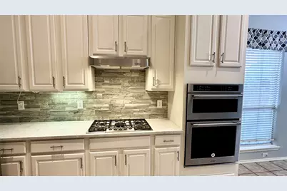 8905 Edinburgh Lane, Rowlett, TX 75089 - Photo 15