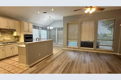 8905 Edinburgh Lane, Rowlett, TX 75089 - Photo 11