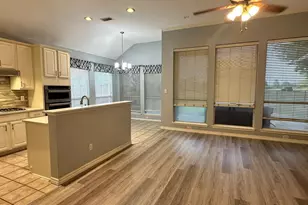 8905 Edinburgh Ln, Rowlett, TX 75089 - Photo 11