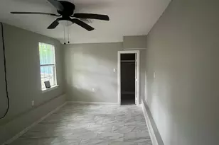 2032 Skillman Dr, Garland, TX 75041 - Photo 13