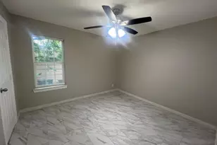 2032 Skillman Dr, Garland, TX 75041 - Photo 9