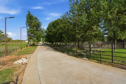 435 Gene Lee Road, Mineral Wells, TX 76067 - Photo 3