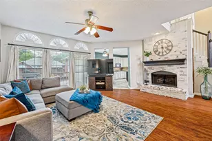 11405 Knoxville Ln, Frisco, TX 75035 - Photo 7