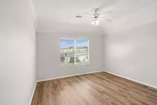 1053 Liberty Cir, Hurst, TX 76053 - Photo 9