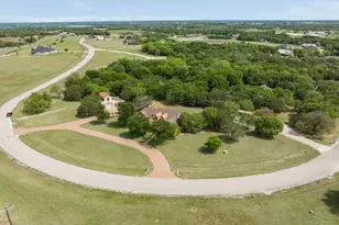 3401 Old Barn Ct, Granbury, TX 76048 - Photo 37