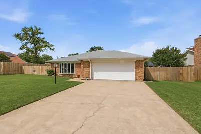 2317 Quail Lane, Grapevine, TX 76051 - Photo 1