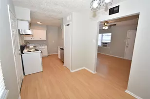 1206 Belvedere Dr, Arlington, TX 76010 - Photo 17