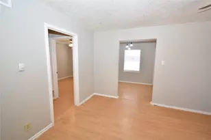 1206 Belvedere Dr, Arlington, TX 76010 - Photo 7