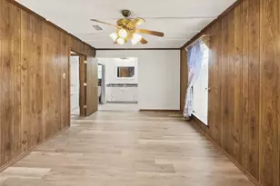 609 NW Lorna St, Burleson, TX 76028 - Photo 13