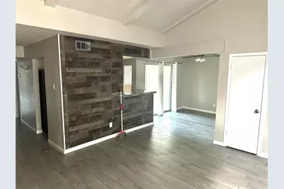 2618 Santa Barbara Drive, Grand Prairie, TX 75052 - Photo 9