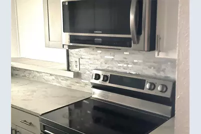 2618 Santa Barbara Drive, Grand Prairie, TX 75052 - Photo 5