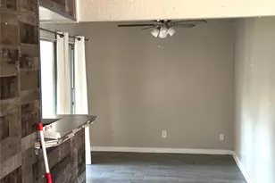 2618 Santa Barbara Dr, Grand Prairie, TX 75052 - Photo 17