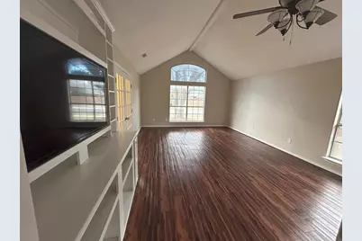 5002 Redwater Drive, Arlington, TX 76018 - Photo 11