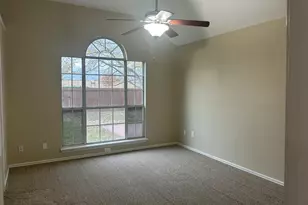 5002 Redwater Dr, Arlington, TX 76018 - Photo 13