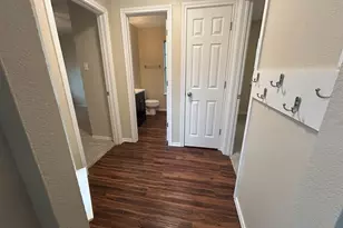 5002 Redwater Dr, Arlington, TX 76018 - Photo 3