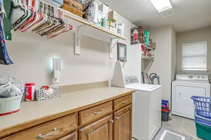 725 Snapper Dr, Burleson, TX 76028 - Photo 31