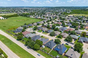 725 Snapper Dr, Burleson, TX 76028 - Photo 39