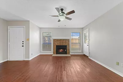 714 Royal Crest Drive, Richardson, TX 75081 - Photo 5