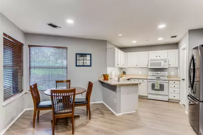 5752 Bridgeport Court, Haltom City, TX 76137 - Photo 19