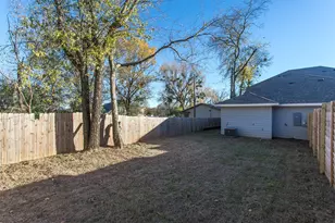 415 W Elm St, Denison, TX 75020 - Photo 15