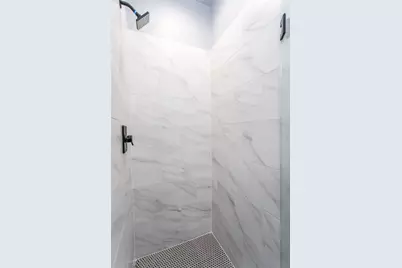 415 W Elm Street #415, Denison, TX 75020 - Photo 9