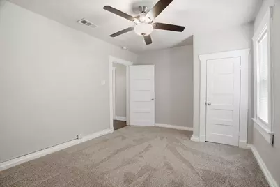 711 Roberts Cut Off Road, River Oaks, TX 76114 - Photo 11