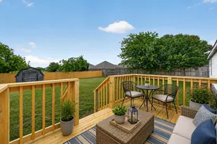 951 Lariat Ln, Mansfield, TX 76063 - Photo 9