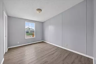 951 Lariat Ln, Mansfield, TX 76063 - Photo 17