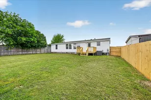 951 Lariat Ln, Mansfield, TX 76063 - Photo 31