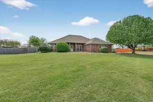 2409 Longhorn Trail, Crowley, TX 76036 - Photo 37