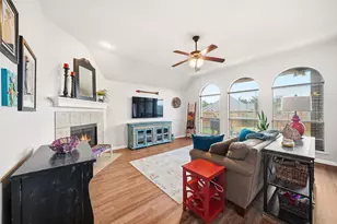 202 Boardwalk Ave, Waxahachie, TX 75165 - Photo 3