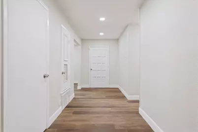 849 Arlington Drive, Woodway, TX 76712 - Photo 7