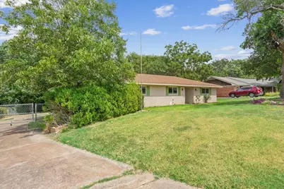 849 Arlington Drive, Woodway, TX 76712 - Photo 3