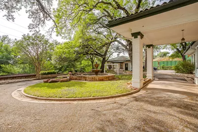 1414 Mistletoe Drive, Fort Worth, TX 76110 - Photo 27