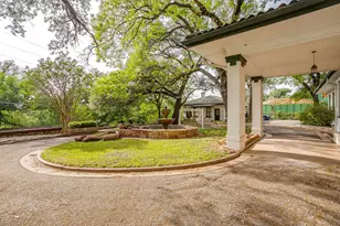 1414 Mistletoe Dr, Fort Worth, TX 76110 - Photo 27