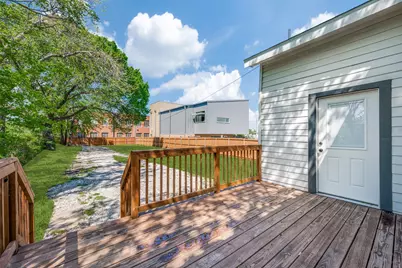 1704 S Jennings Avenue, Fort Worth, TX 76110 - Photo 23