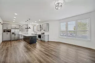 1704 S Jennings Ave, Fort Worth, TX 76110 - Photo 5