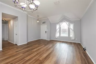 6513 Redwood Lane, The Colony, TX 75056 - Photo 5