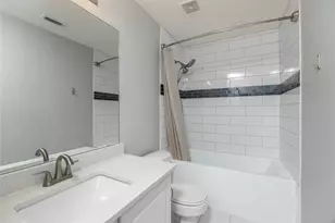 6513 Redwood Ln, The Colony, TX 75056 - Photo 11