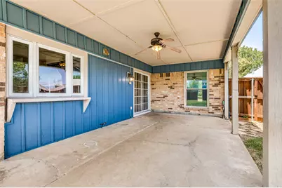 2610 Fallcreek Circle, Carrollton, TX 75006 - Photo 23