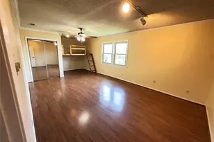 2610 Fallcreek Cir, Carrollton, TX 75006 - Photo 9