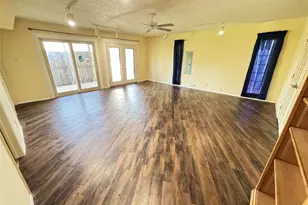 2610 Fallcreek Cir, Carrollton, TX 75006 - Photo 13