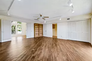 2610 Fallcreek Cir, Carrollton, TX 75006 - Photo 11