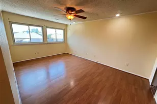 2610 Fallcreek Cir, Carrollton, TX 75006 - Photo 7