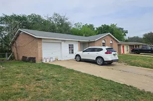 1509 Rebecca Ln, Arlington, TX 76014 - Photo 3